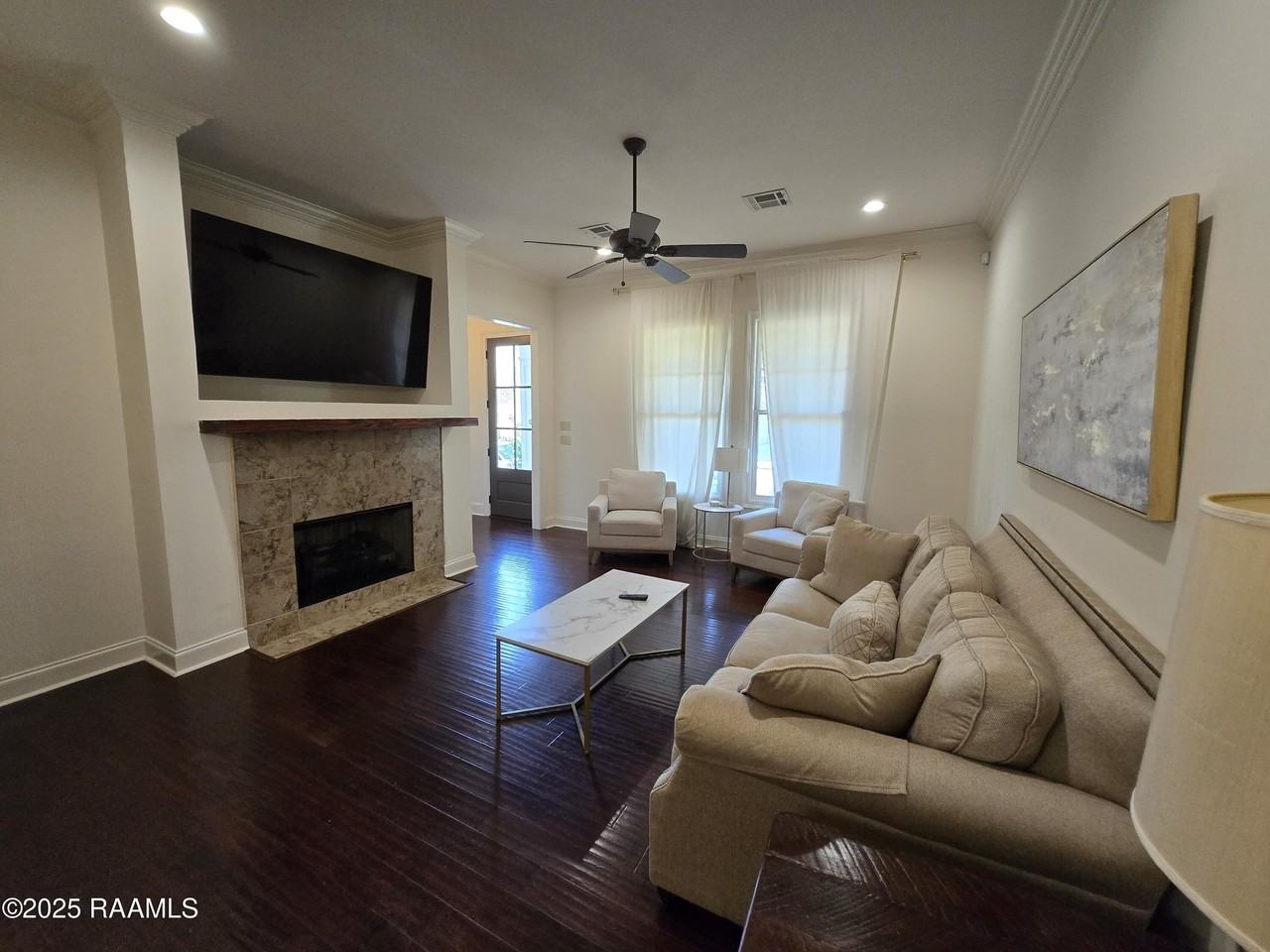 208 Traditions Dr - Photo 6 of 19