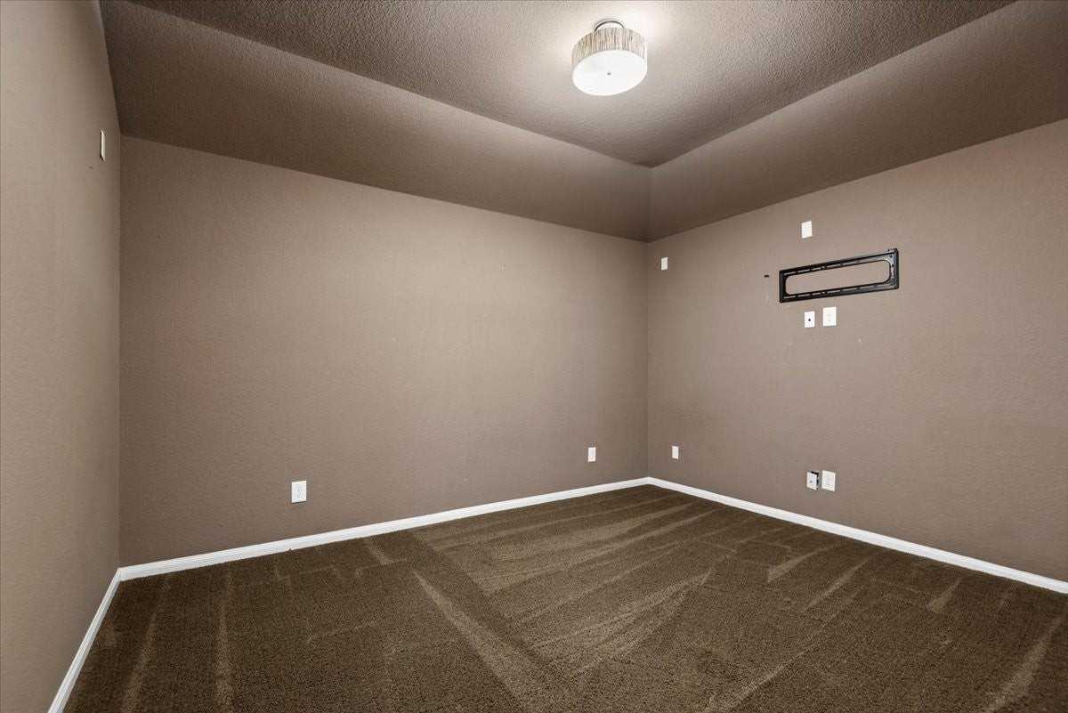 1622 Julia Park Dr - Photo 6 of 41