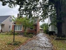 3370 Edgewood St - Photo 1 of 1