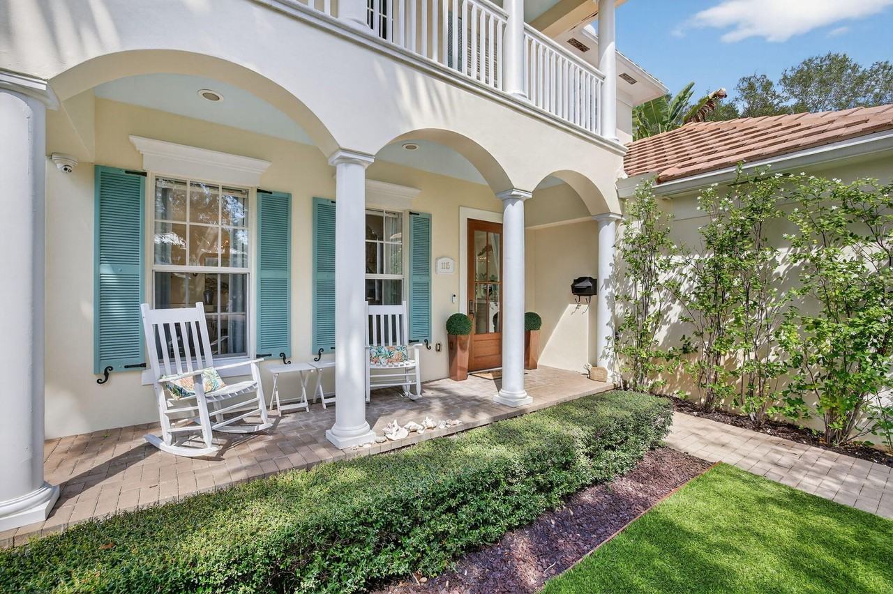 1115 Se 5th Ct - Photo 3 of 50