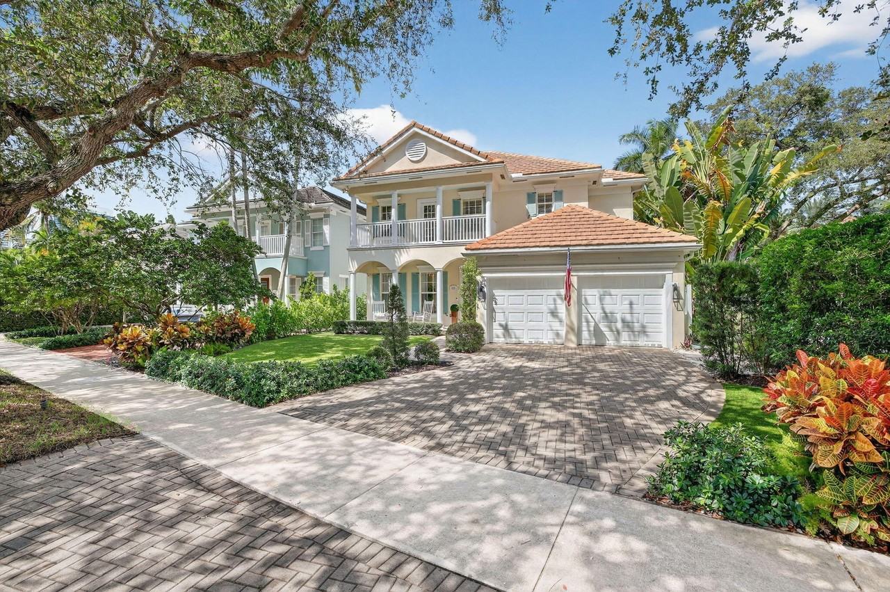 1115 Se 5th Ct - Photo 5 of 50