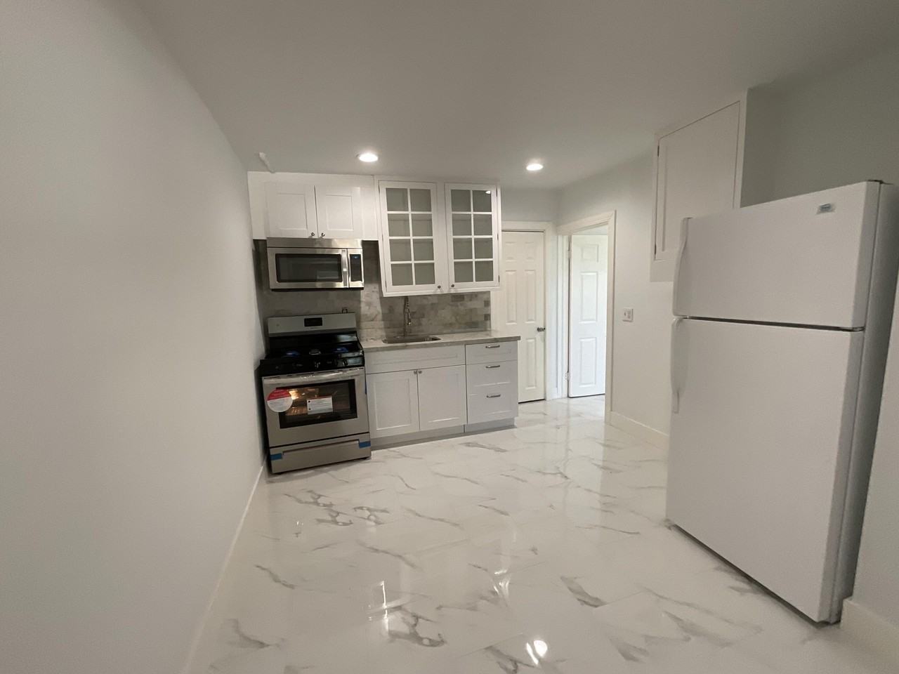 3007 Georgia Ave - Photo 6 of 11