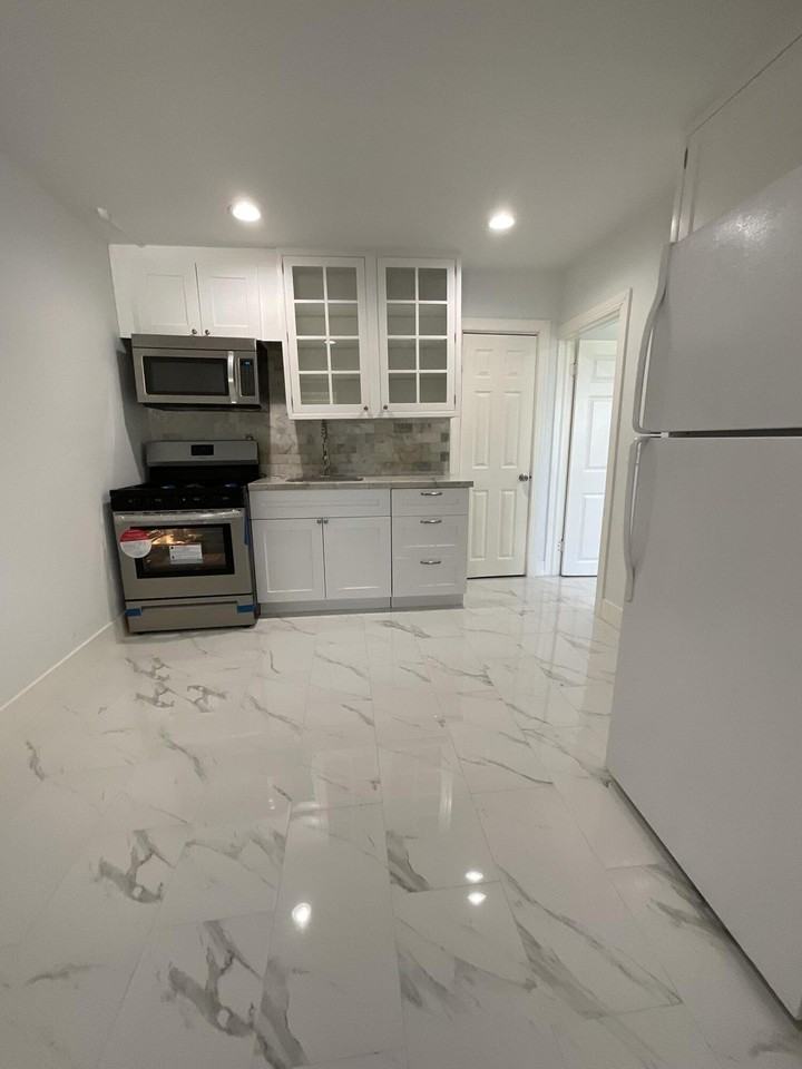 3007 Georgia Ave - Photo 7 of 11