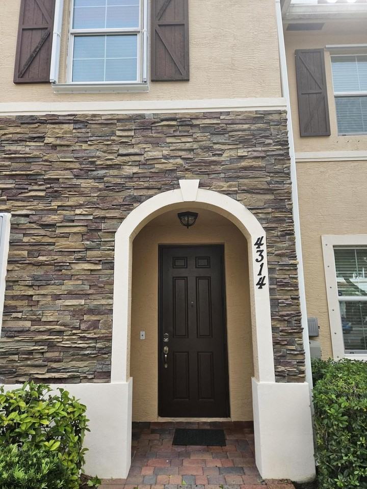 4314 Maybelle Ln - Photo 4 of 13