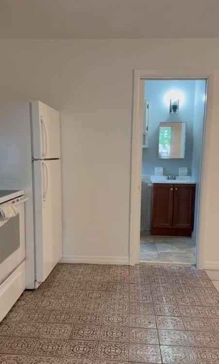 6300 Sw 41st St - Photo 4 of 18