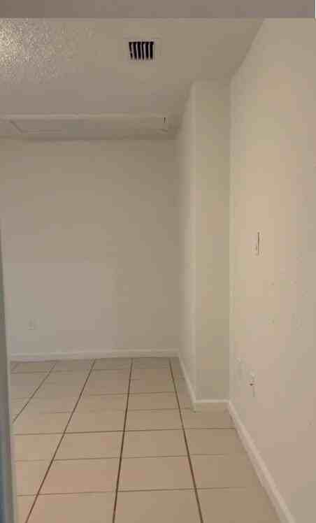 6300 Sw 41st St - Photo 6 of 18