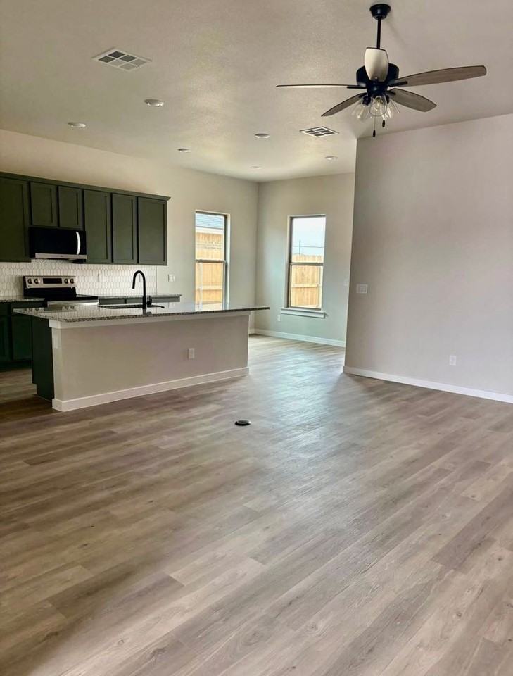 3504 Turner Ave - Photo 3 of 11