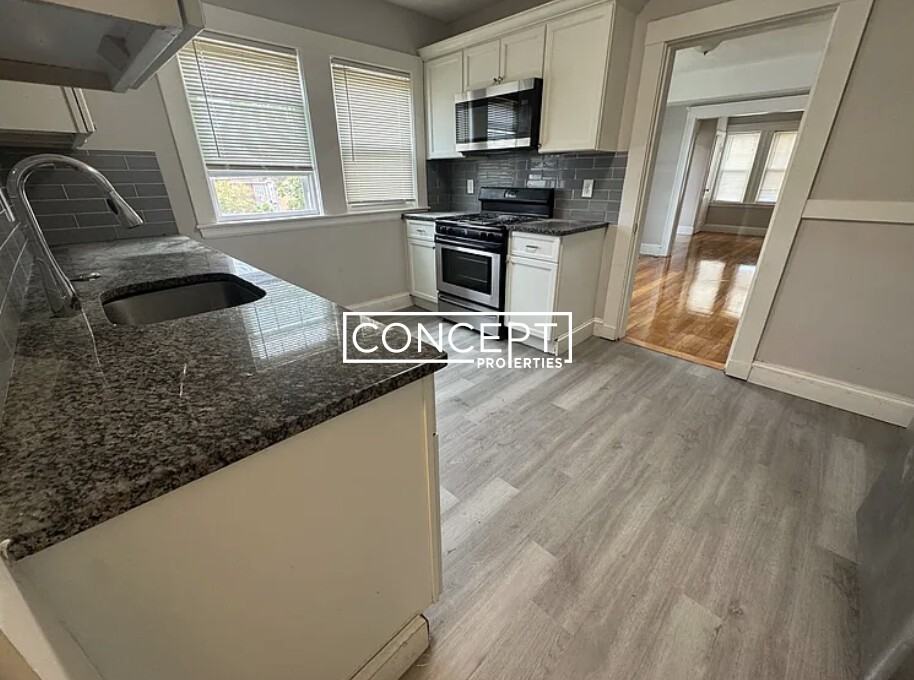 28 School St #5B - Photo 2 of 6