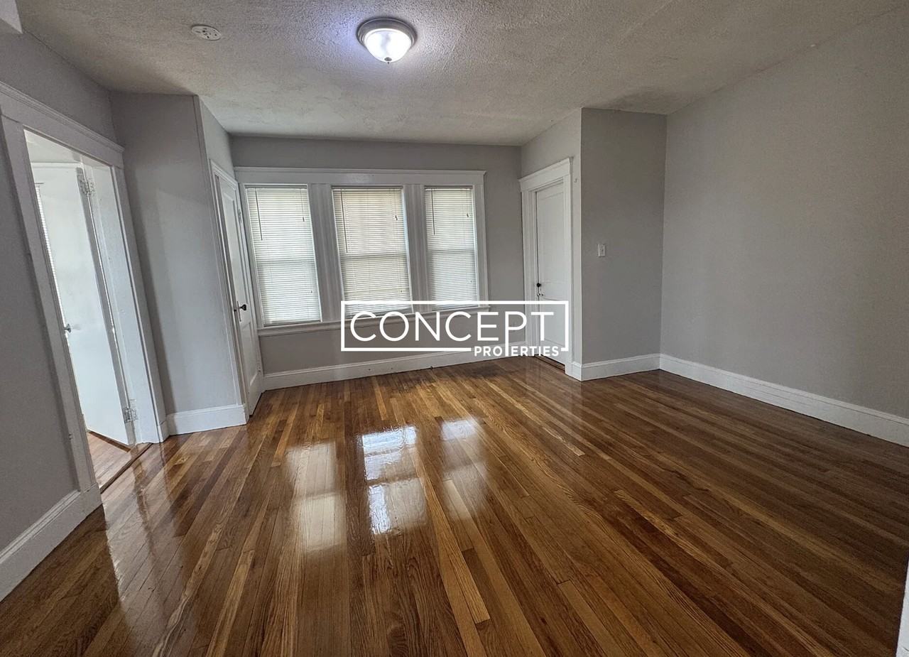 28 School St #5B - Photo 3 of 6