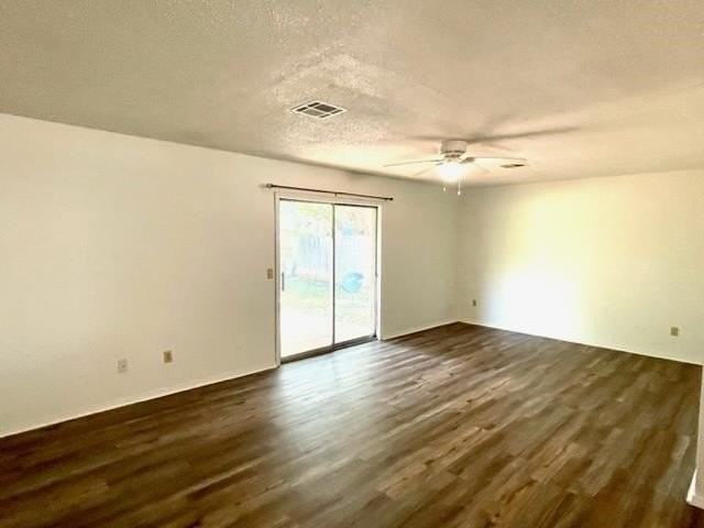 1010 E Knapp Ave - Photo 3 of 31