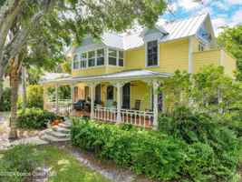 featured image of 241 N Indian River Dr