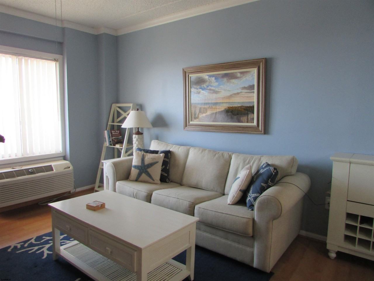 5300 Boardwalk - Photo 5 of 16