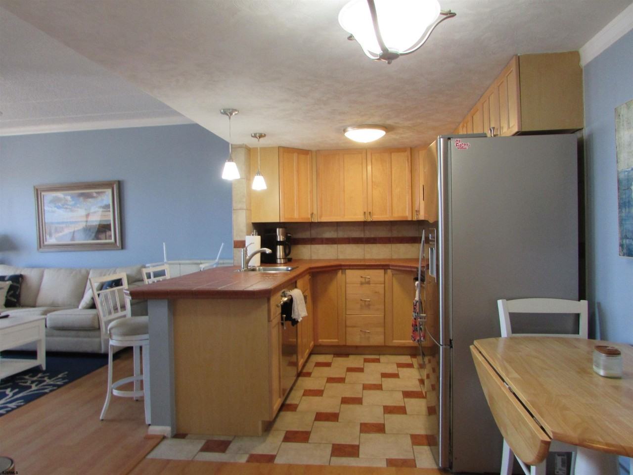 5300 Boardwalk - Photo 7 of 16