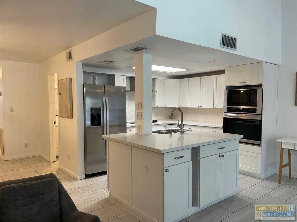 129 E Campeche St - Photo 6 of 19