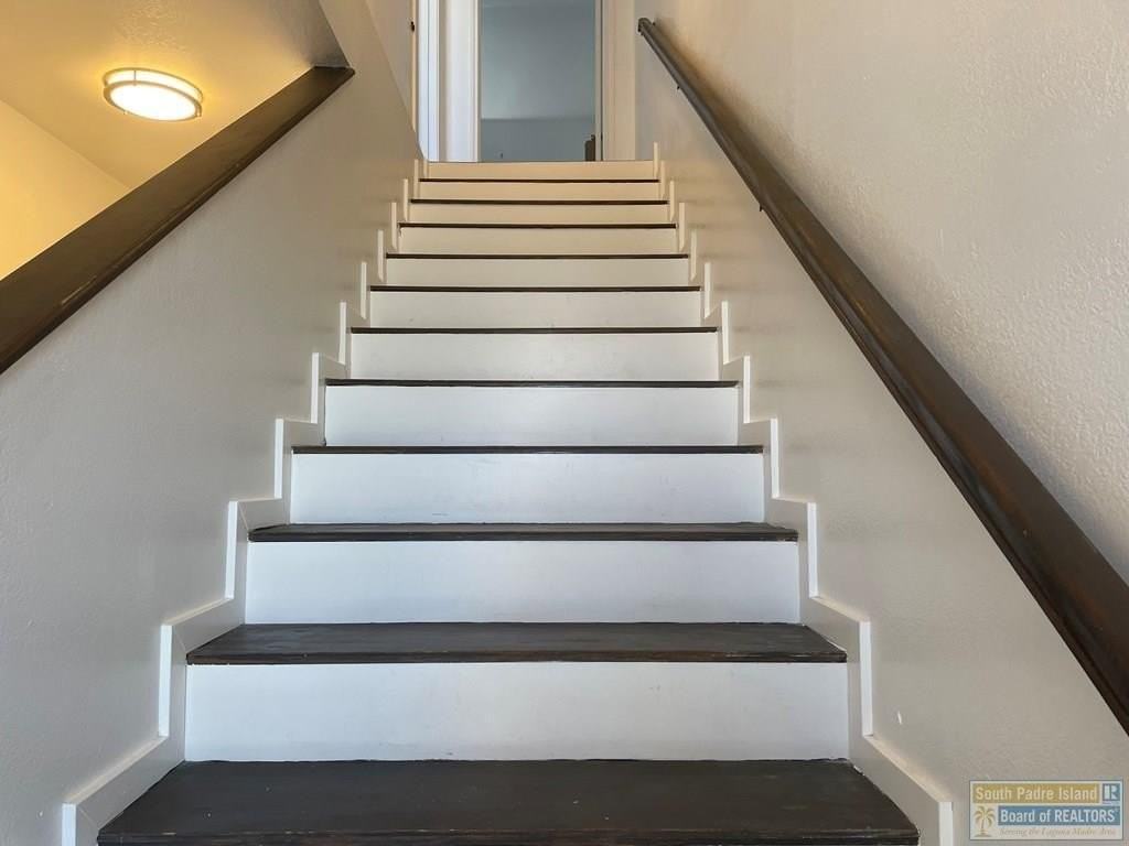 129 E Campeche St - Photo 7 of 19