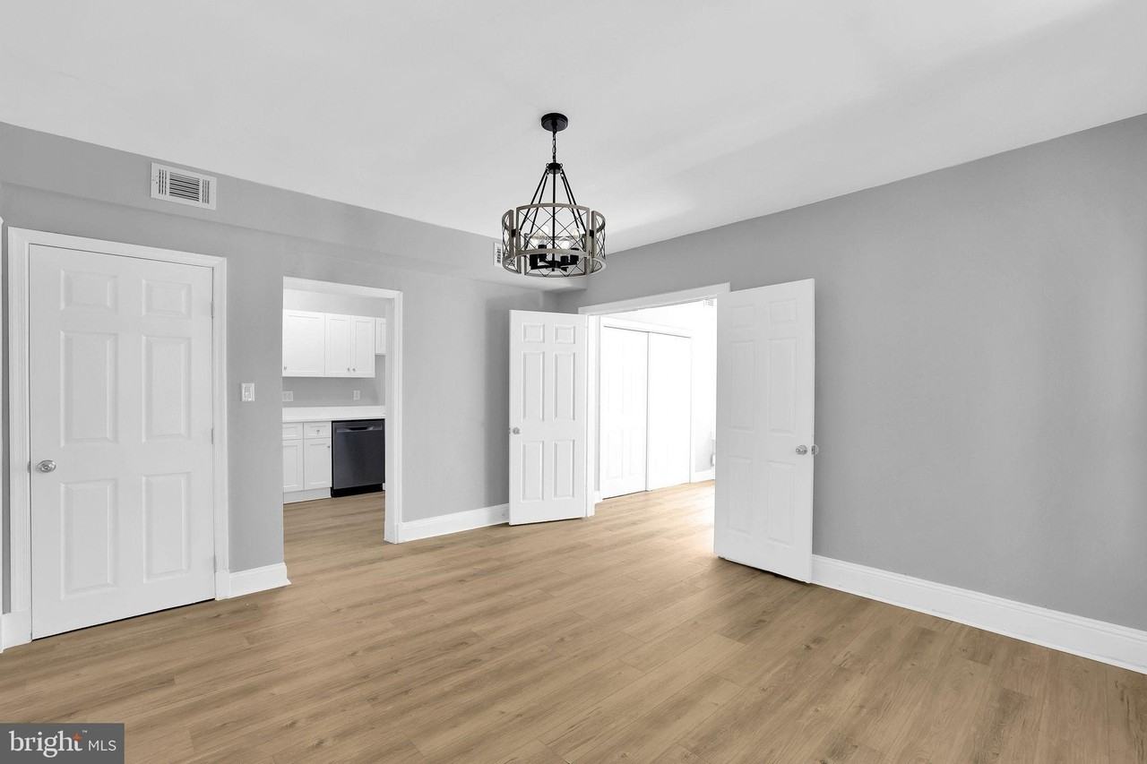 1446 Parkwood Pl Nw #A - Photo 7 of 28