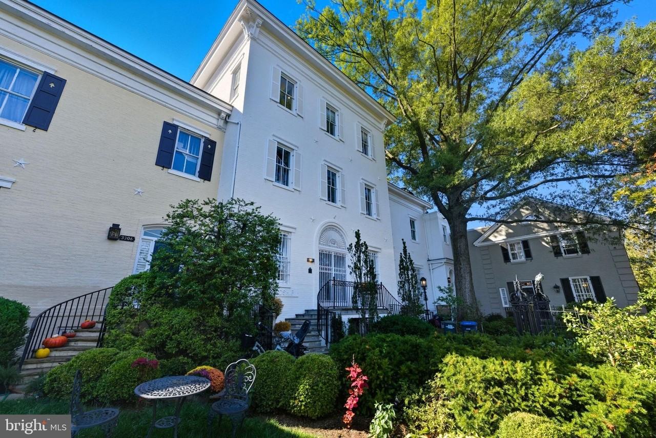 3308 R Street Northwest - Photo 3 of 12