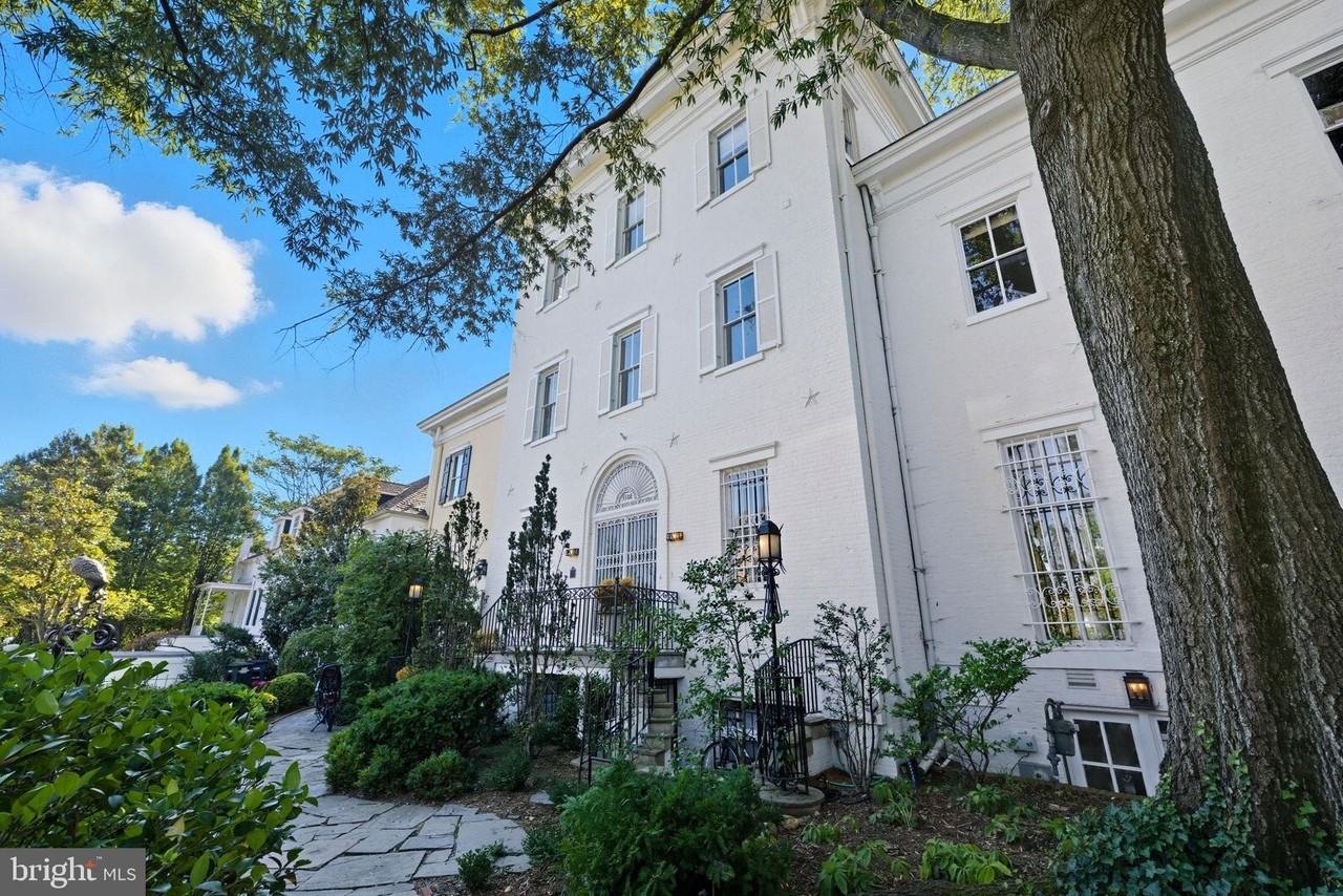 3308 R Street Northwest - Photo 4 of 12