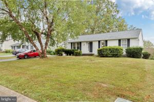 featured image of 8059 Fetlock Ct