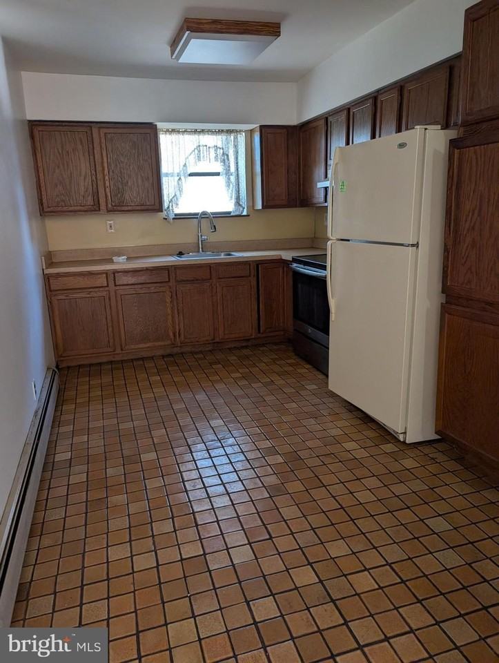 2258 State Rd - Photo 3 of 13