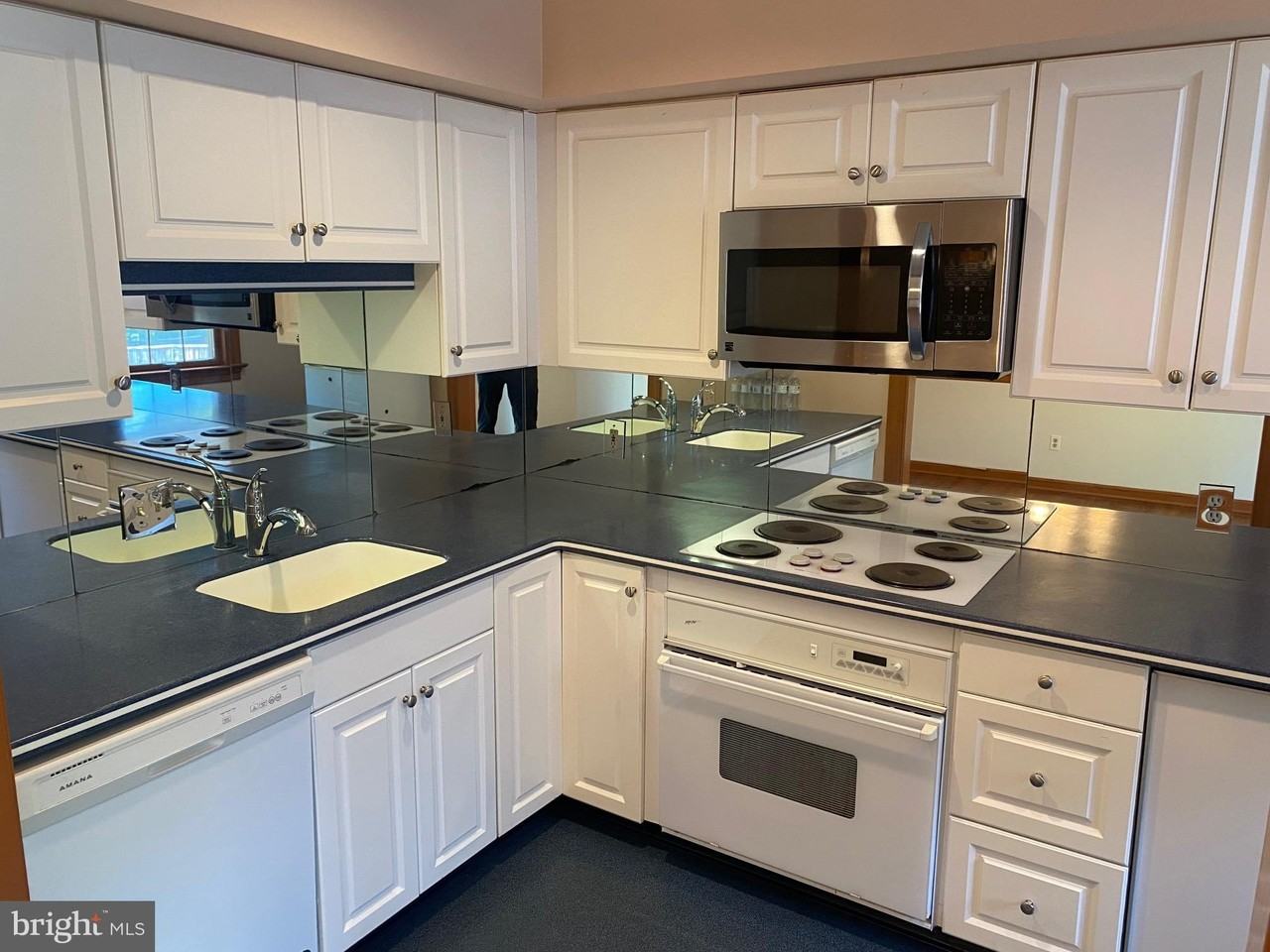 203 Bloomingdale Ave - Photo 5 of 15