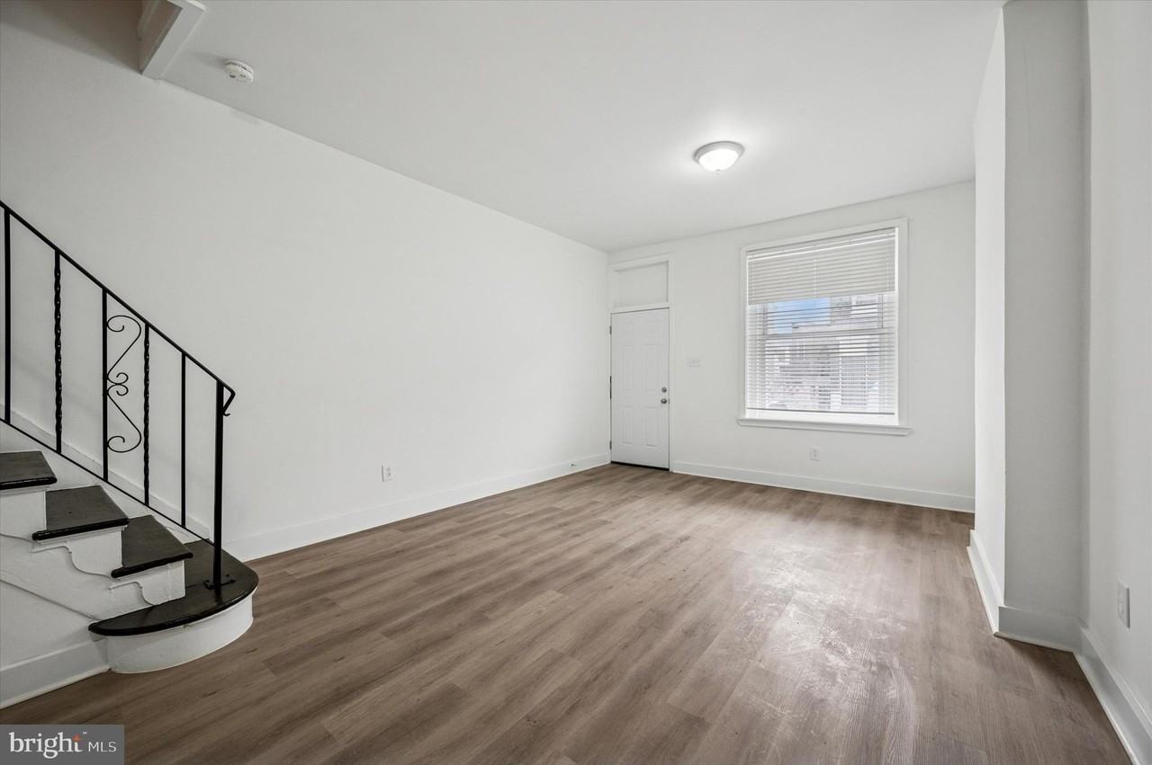 2919 N Mascher St - Photo 3 of 18