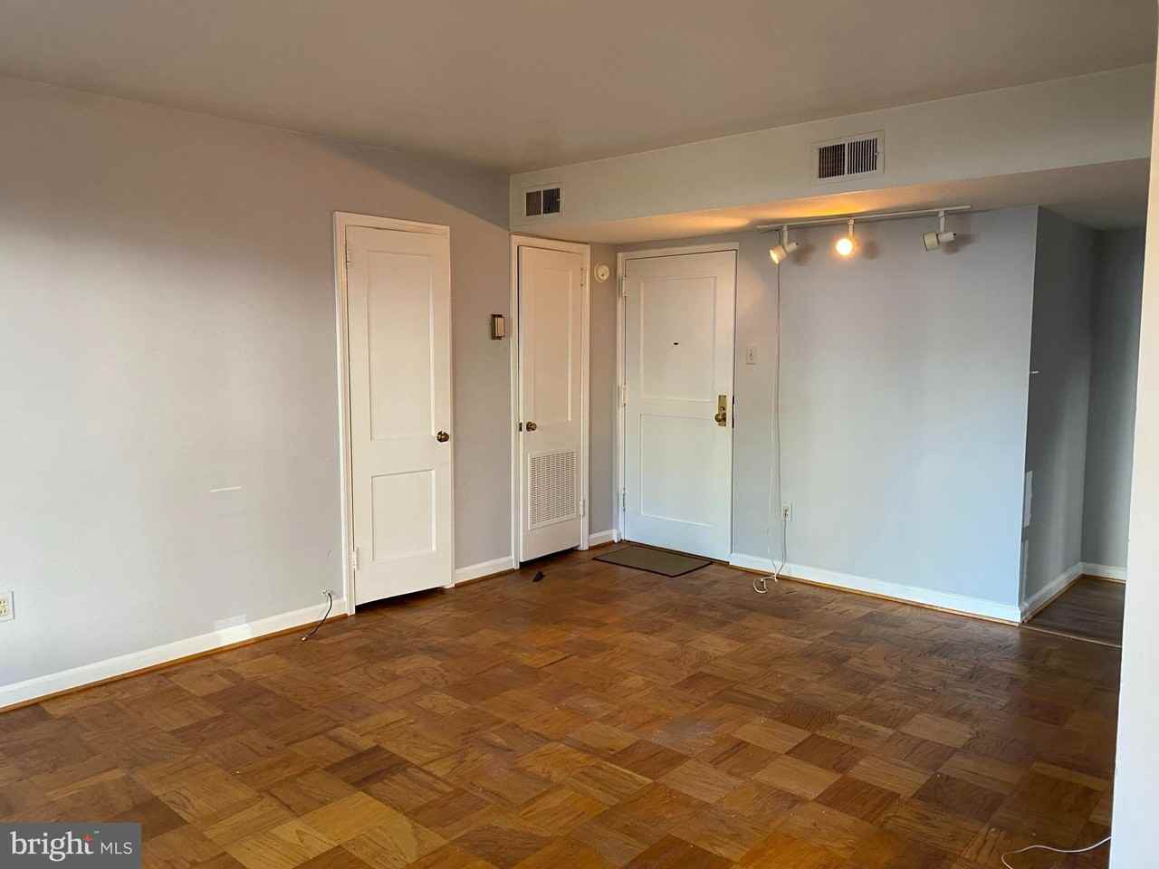 1300 North Meade Street #22 - Photo 2 of 37