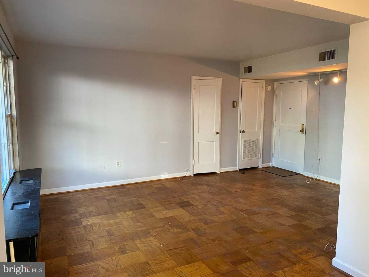 1300 North Meade Street #22 - Photo 4 of 37