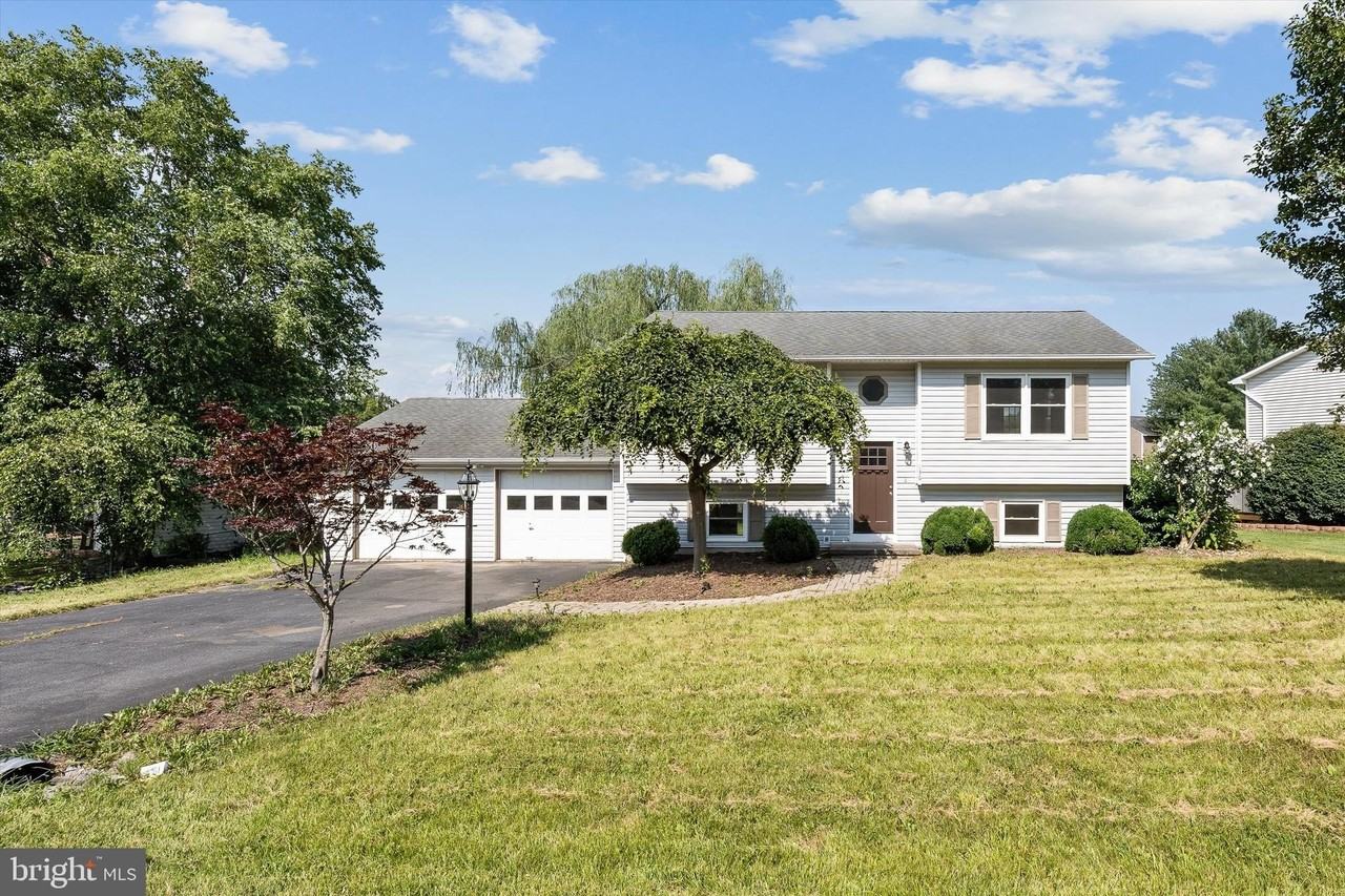 136 Nightingale Ave - Photo 2 of 42