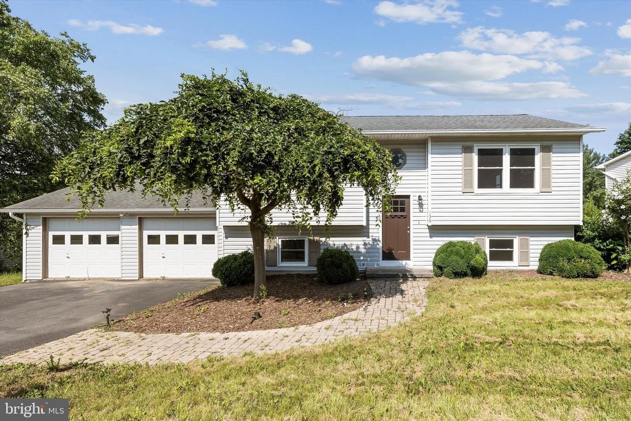 136 Nightingale Ave - Photo 3 of 42