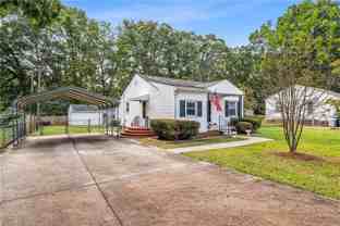 2721 Stratford Dr - Photo 1 of 1