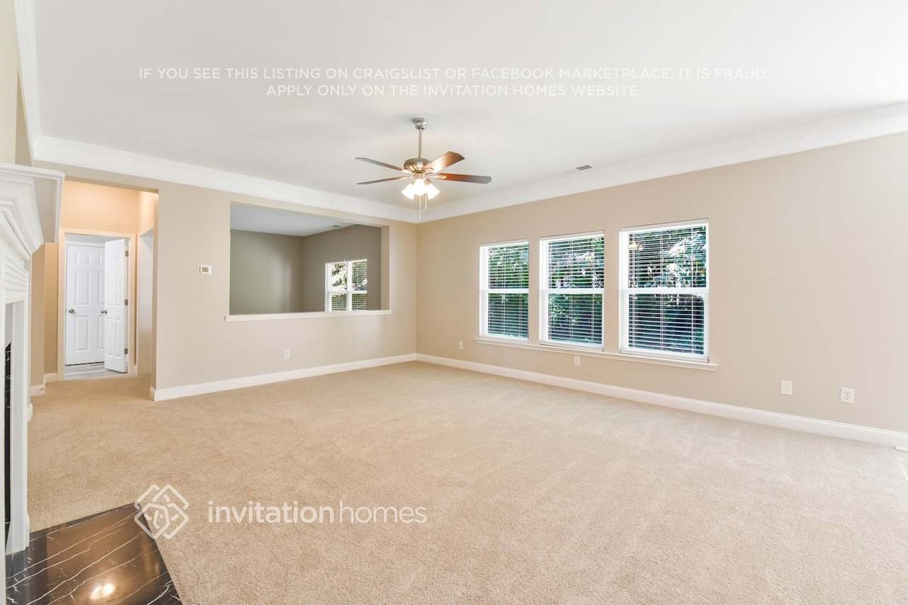 13021 Blaze Manor Ln - Photo 7 of 31