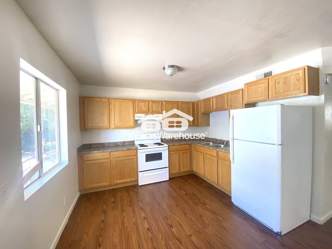 325 S Pioneer Unit 327u - Photo 2 of 7