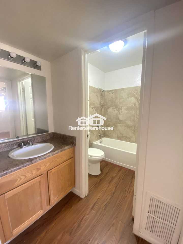 325 S Pioneer Unit 327u - Photo 5 of 7