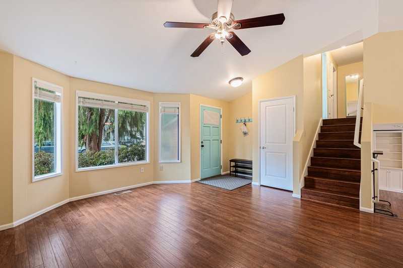 15016 87th Ave Ne - Photo 3 of 22