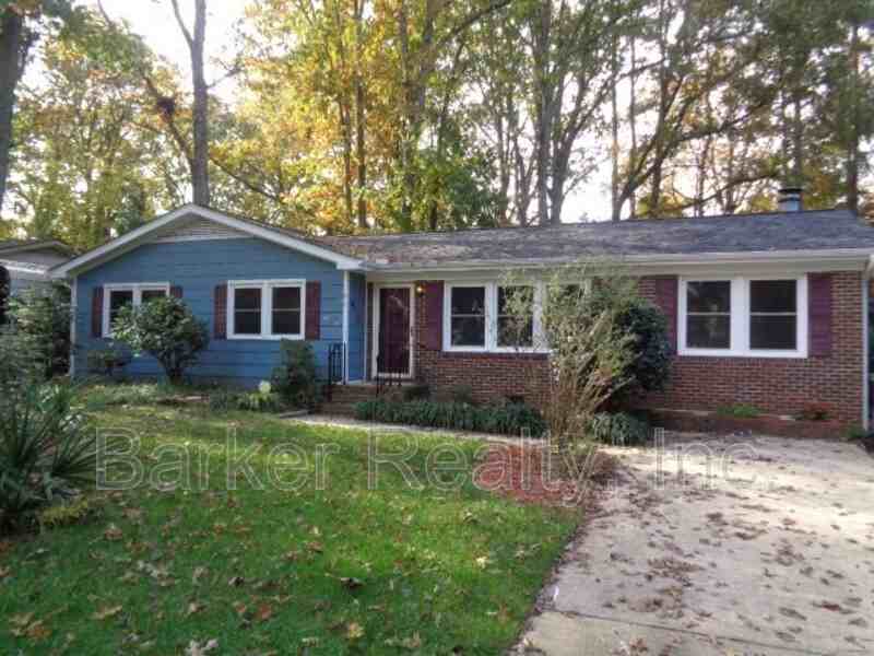 309 White Oak Dr - Photo 2 of 10