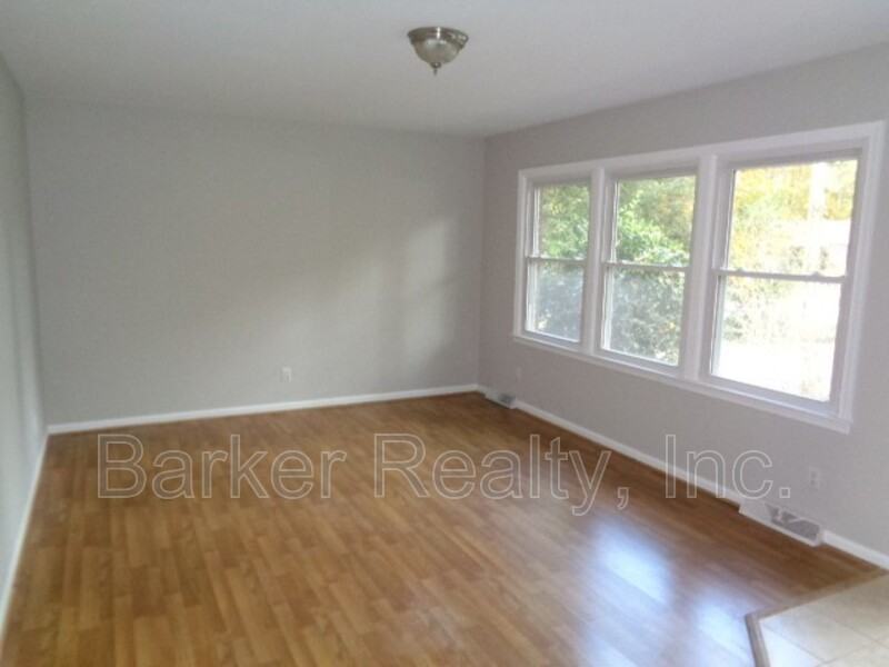 309 White Oak Dr - Photo 5 of 10