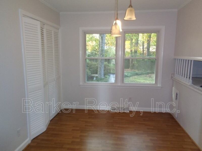 309 White Oak Dr - Photo 6 of 10