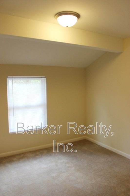 203 Fuquay-Varina Parkway - Photo 5 of 10