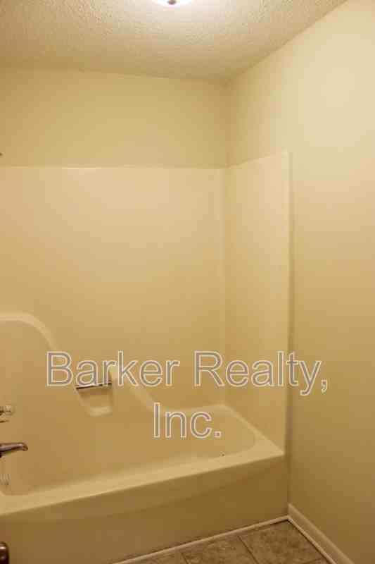 203 Fuquay-Varina Parkway - Photo 7 of 10