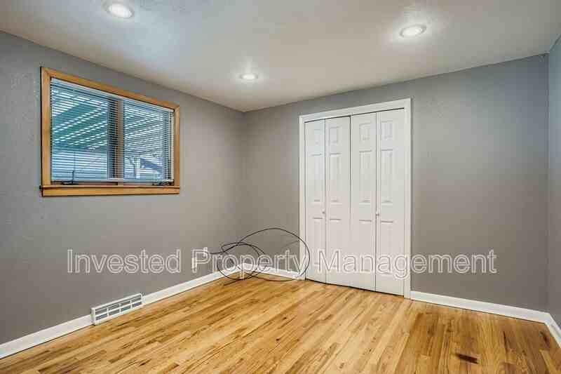 5457 E Asbury Ave - Photo 6 of 11