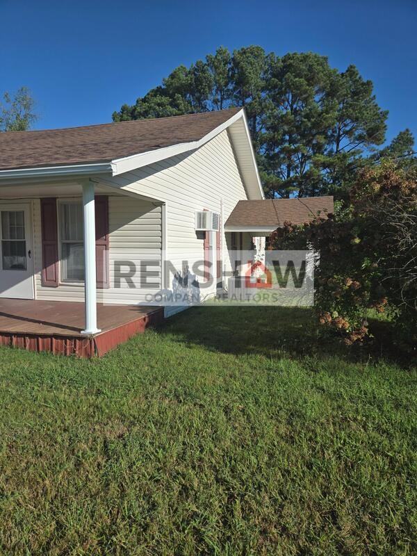 148 W Main St - Photo 2 of 36