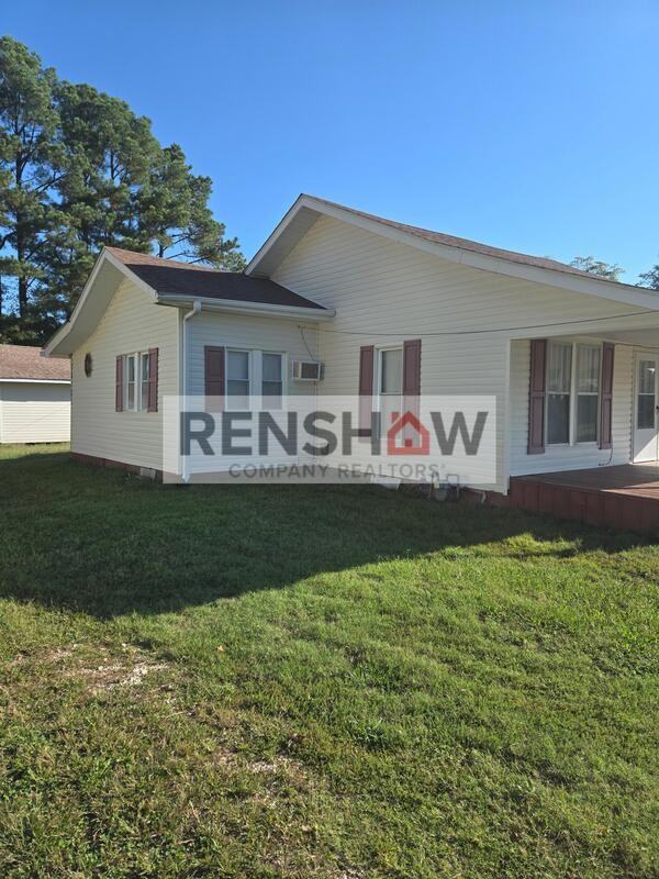 148 W Main St - Photo 3 of 36