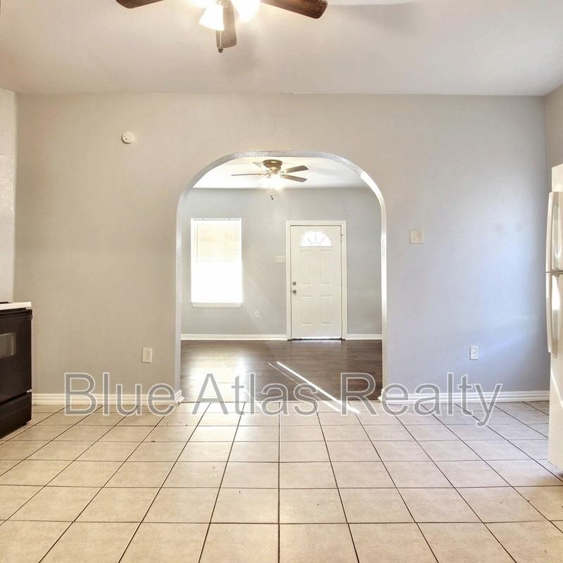 2937 South Adams Street - Photo 6 of 21