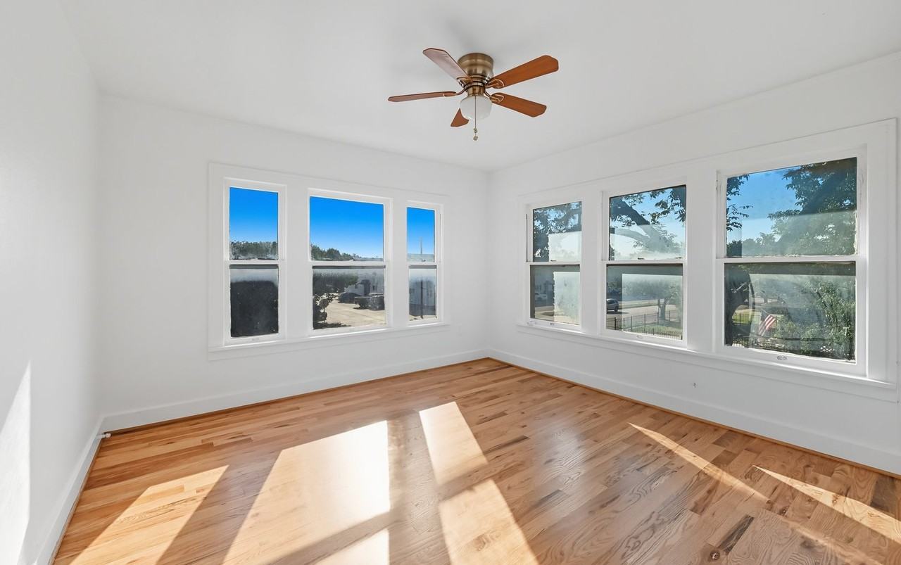 800 W Lowden St - Photo 4 of 17