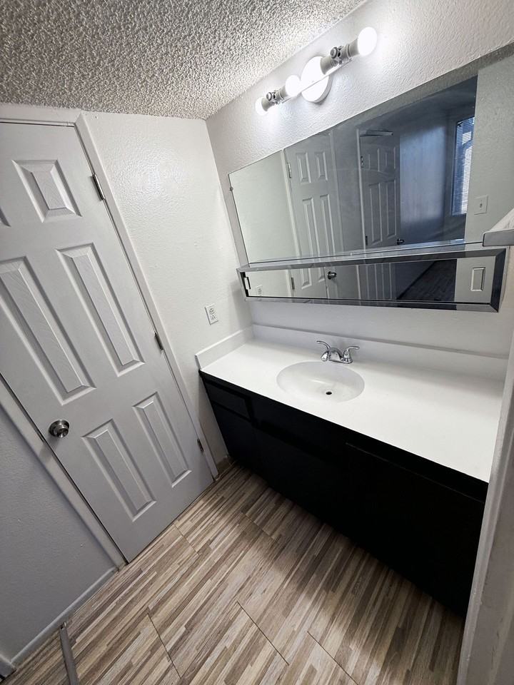 Mt. Lemon - Photo 4 of 39