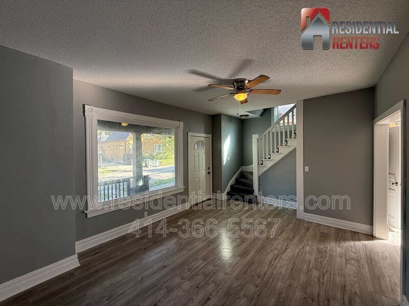 4009 N 18th St #SFH - Photo 3 of 16