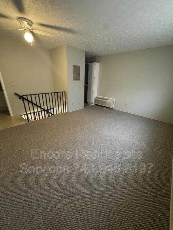 157 S High St - Photo 3 of 5