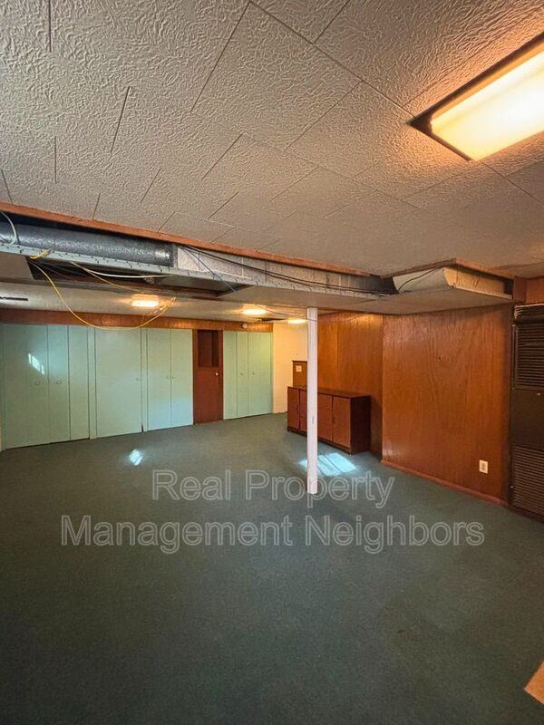 3466 Mccracken St - Photo 2 of 25