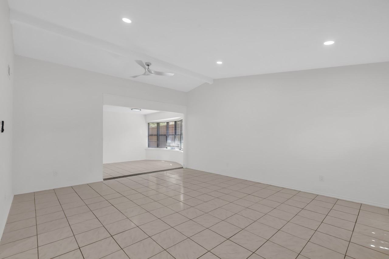 2809 Ivanridge Lane - Photo 3 of 22